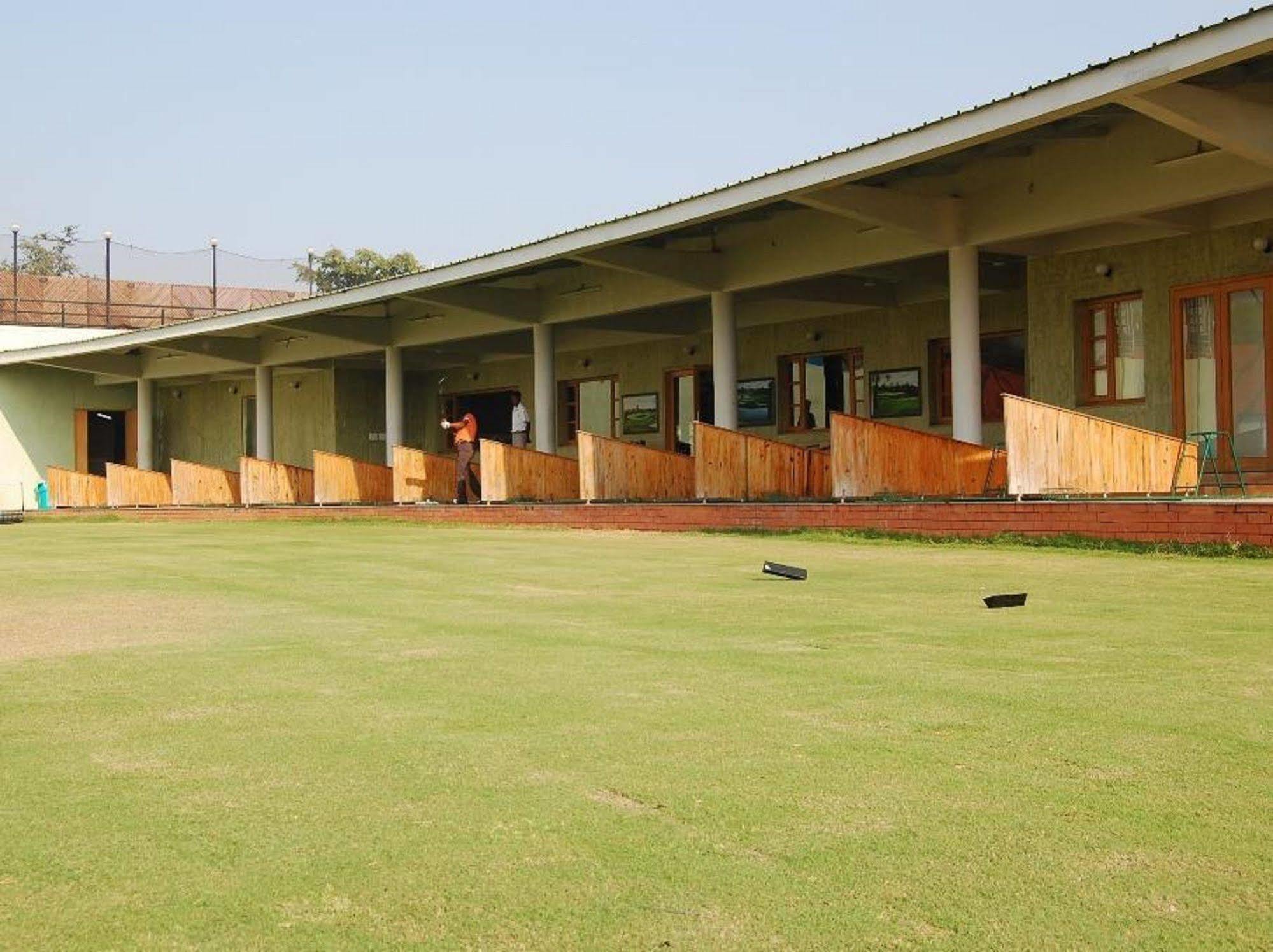 Hotel Cambay Sapphire, Gandhinagar Exterior foto