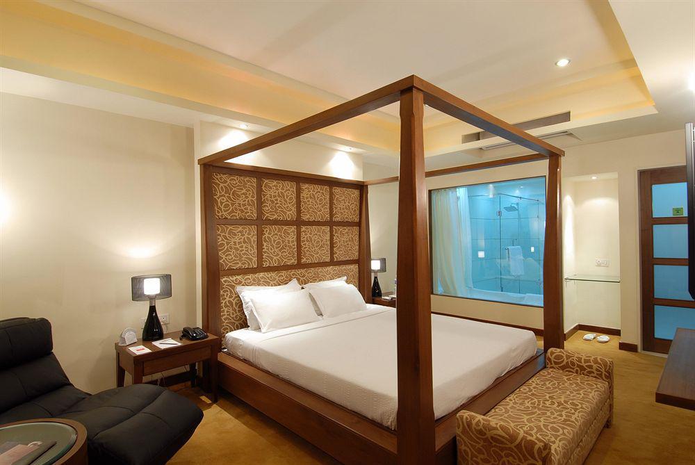 Hotel Cambay Sapphire, Gandhinagar Zimmer foto